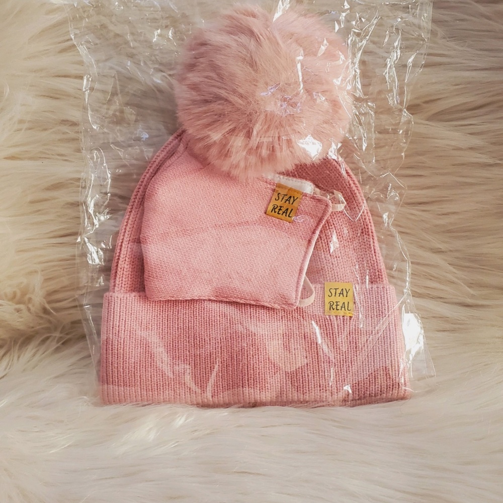 Women's Pink Knit Hat With Pom Pom & Matching Mask - Picture 3 of 13